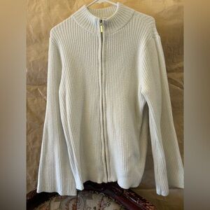 Elegant Cream Zip-Up Sweater